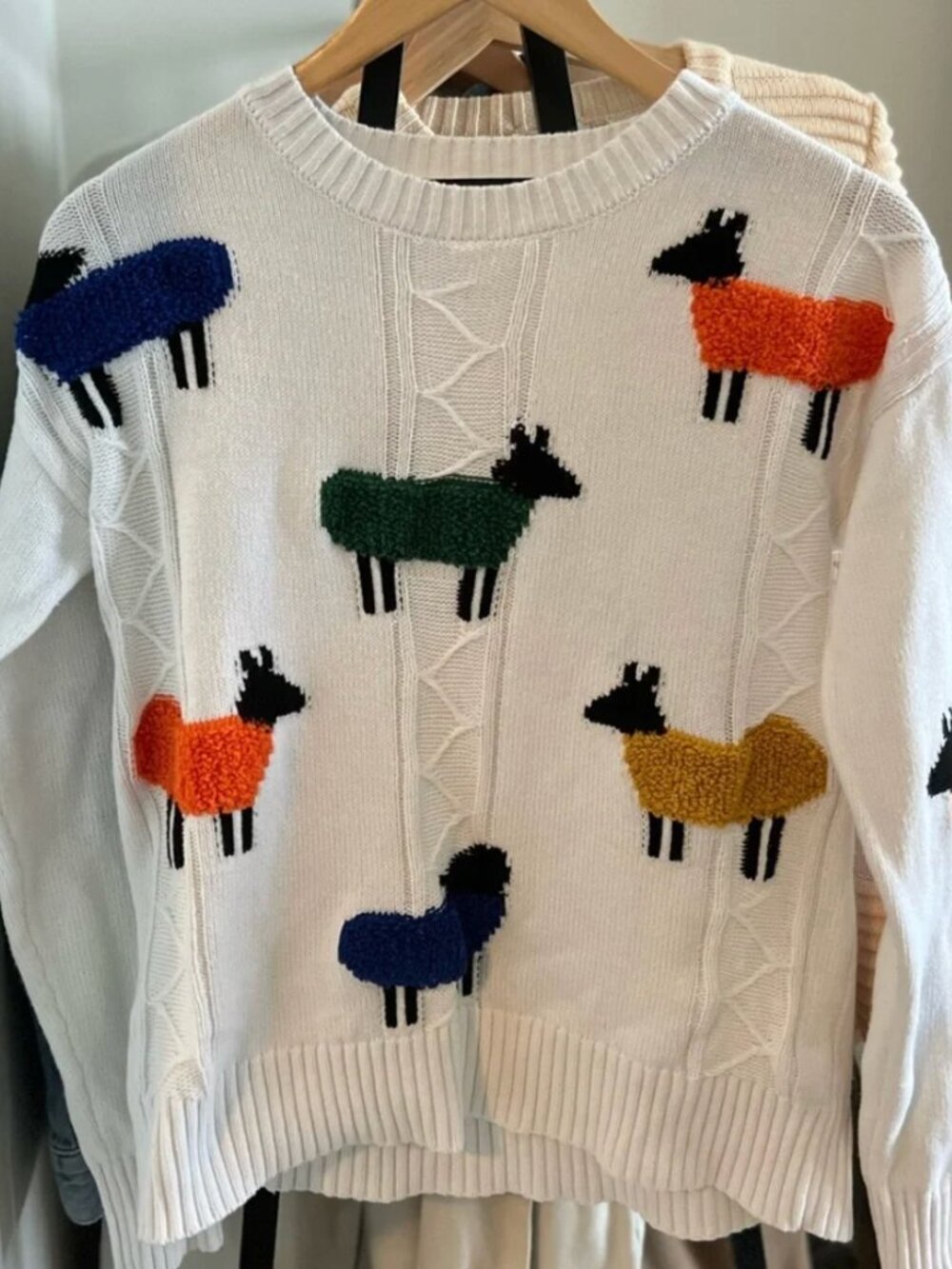 Gabby Isabella Sheep Cable Knit Crewneck Sweater XS EUC